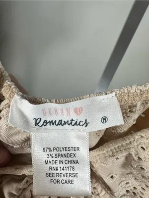 X345. Urban Romantics Medium Cream Eyelet Embroidered Tie Front Crop Top Boho thumbnail 2