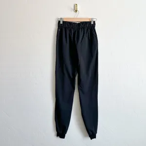 Lululemon | Stretch High-Rise Luxtreme Jogger Pants in‎ Black size 4 thumbnail 6