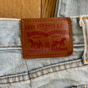 Levis' WEDGIE FIT ANKLE WOMEN'S JEANS thumbnail 10