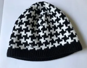 Bula women’s beanie hat houndstooth Black thumbnail 1