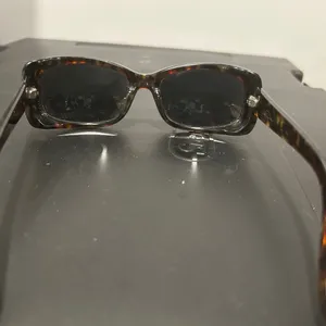 Oscar de la renta Stylish Tortoiseshell Sunglasses Frames.  Frames only thumbnail 6