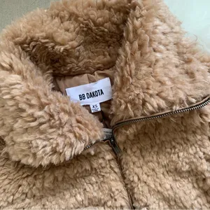 BB Dakota Brown Size XS Fuzzy Jacket Teddy Plush Soft Cozy Warm Coat New thumbnail 7