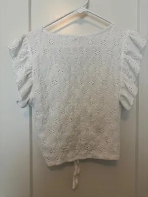 Cute White Top thumbnail 2