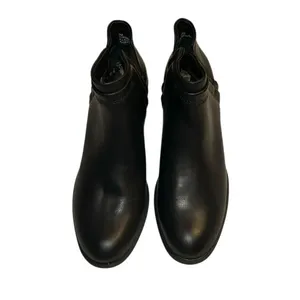 B.O.C Black Leather Ankle Booties(Size 6) Black thumbnail 3