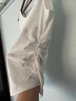 Stretchy Cream Eyelet Tie-Front Tank Top thumbnail 3