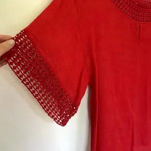 Red short sleeved summer t-shirt lightweight women's size medium embroidered thumbnail 4