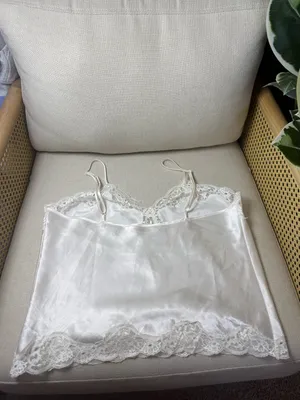 Vintage Victoria’s Secret Lace Slip Top Size medium thumbnail 3