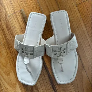 Tory Burch Women’s Georgia embellished alligator thong sandal thumbnail 2