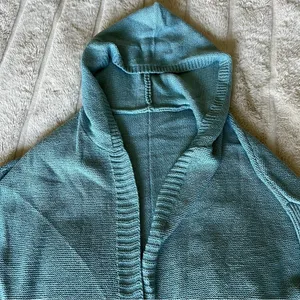 Cardigan sweater NWOT Size Large Blue thumbnail 2