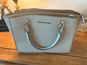 Michael Kors Purse thumbnail 4