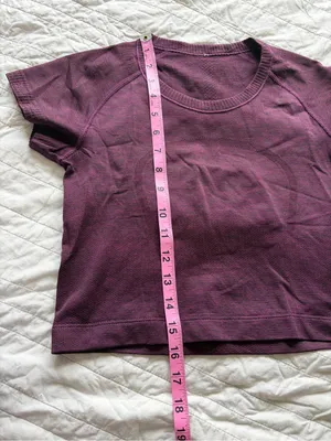 Lululemon Swiftly Tech Cropped Short-Sleeve Shirt 2.0 Deep Fuchsia/Black thumbnail 4