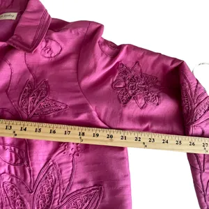 Marsh Landing Size‎ M Pink Embroidered Floral Shacket Top thumbnail 6