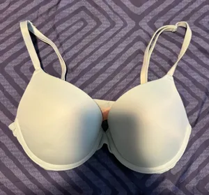 PINK Victoria's Secret Light Sage Molded T-Shirt Bra thumbnail 1