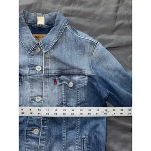 Levis Jean Jacket Womens Blue Medium Wash Trucker‎ Denim Y2K Size Large thumbnail 8