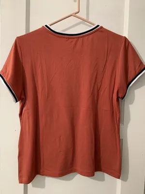 Guess Top thumbnail 2