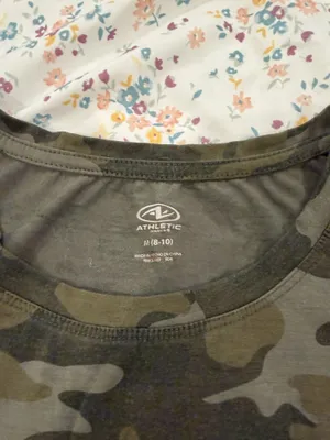 Athletic Works Women’s Olive Green Camo Set thumbnail 3