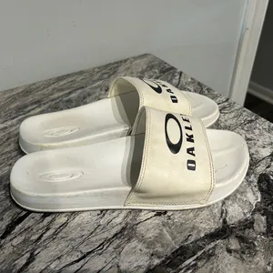 Oakley Cream Slide Sandals thumbnail 5