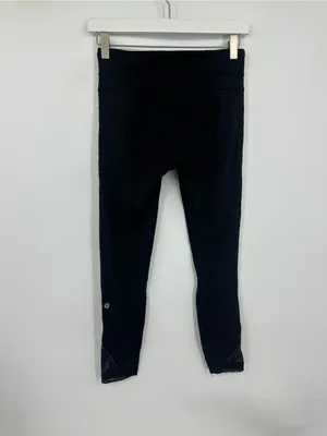 Black Lululemon Leggings Size 4 Gym Workout Training Cropped thumbnail 6