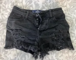 Hollister High-rise Mom Shorts thumbnail 3