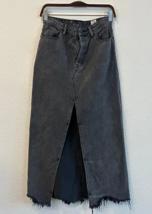 FP We The Free Maxi Denim Skirt Middle Slide Raw Hem Women’s 28 thumbnail 1