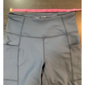 LL Bean Everyday Performance Shorts Womens‎ XS High Rise Pockets Gym Workout thumbnail 7
