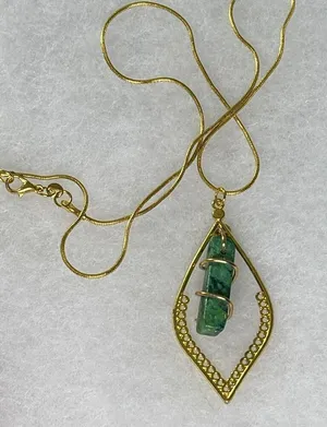 Boutique 19K Gold Electroplated chain and died Howlite pendant. thumbnail 1