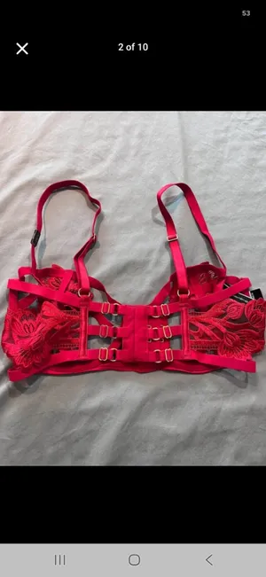 Victoria's Secret Balconette Red Strappy Cage Bra thumbnail 2