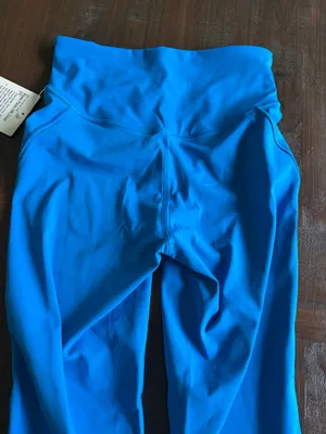NWT Lululemon  thumbnail 5