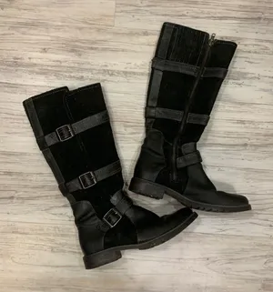 Ariat black leather/suede riding boots size 7 thumbnail 1