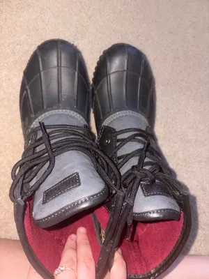 Tommy Hilfiger Gray & Black Duck Boots with Red Lining thumbnail 6