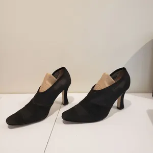 VTG Bisou Bisou Black Pumps Size 6 thumbnail 4