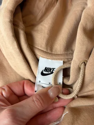 Brown Nike Hoodie thumbnail 3