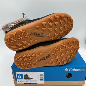 Columbia Women's Olive Quilted Winter Boots thumbnail 5