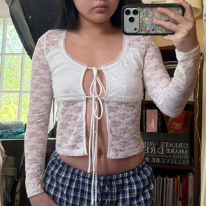 princess polly lace top thumbnail 1