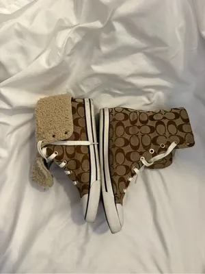 EUC Coach Bonney Shearling Brown and Tan Signature Monogram High Top thumbnail 3