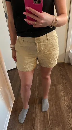 Jcrew 5” khaki chino shorts thumbnail 1