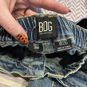 BDG Urban Outfitters Women's 26x29 Cargo Skate Jeans thumbnail 8