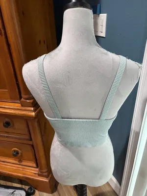 Ribbed Scoop Neck Cropped Tank Top, Sz S thumbnail 2