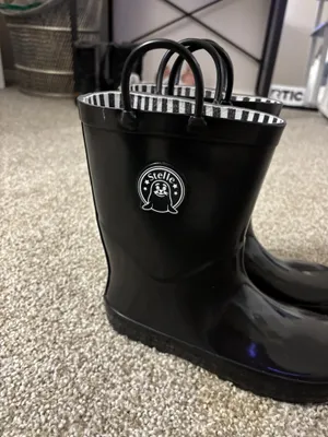 stella's boutique Black Rain Boots thumbnail 4