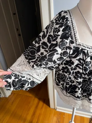 Rachel Zoe Black and White Floral Square-Neck Blouse thumbnail 4