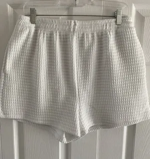 Princess Polly Waffle Knit Shorts Size 10 White‎ High Waist Textured Loungewear thumbnail 1
