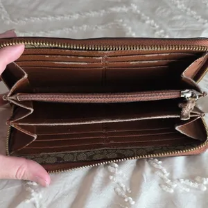 Coach Saddle Brown Leather Accordion Zip Wallet Purse Quiet Luxury Coachcore thumbnail 8