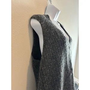BCBGMAXAZRIA Grey Ribbed Knit V-Neck Sweater‎ Dress High-Low Hem - Size Medium thumbnail 6