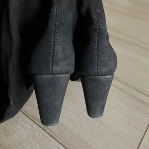 Black Over The Knee Heeled Boots Size 7.5 thumbnail 3