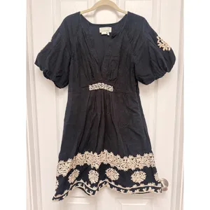 Anthropologie‎ Orla Mini Dress Embroidered Puff Sleeve V-Neck Navy Blue Cream 12 thumbnail 2