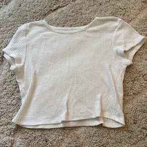 American Eagle White Waffle Top thumbnail 1