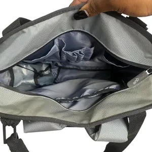 Que The Everywhere Convertible Totepack Gray thumbnail 6