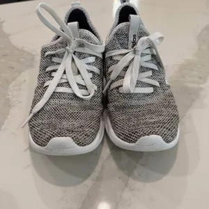 Adidas Cloudfoam Athletic Running Shoes Womens 6.5 Gray/White Lifestyle Sneakers thumbnail 5