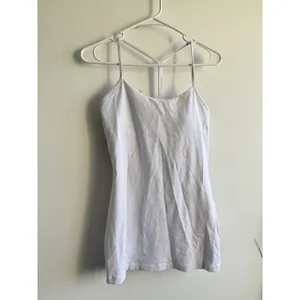 Lululemon Power Pose Tank *Light Support‎ For A/B Cup White Size 6 thumbnail 2