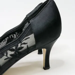 Vintage Y2K Karen Scott Black Floral Mesh Pumps thumbnail 4